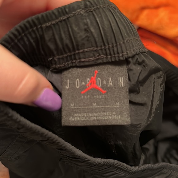 Nike Jordan Pants - Picture 2 of 2